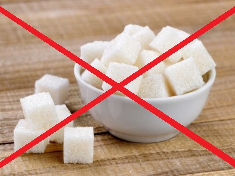 14 สัญญาณเตือนว่าคุณกำลังรับน้ำตาลมาเกินไปแล้วนะ